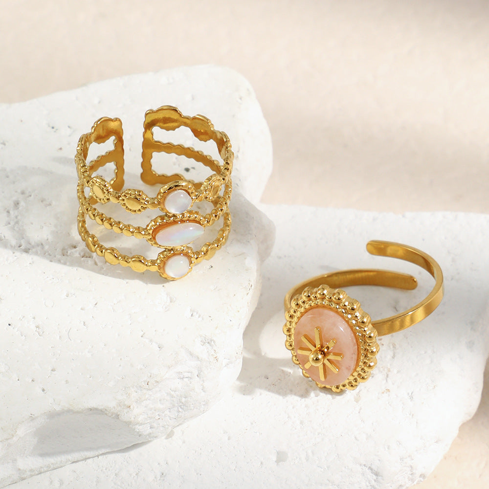 Anello minimalista con ottagramma di lusso in acciaio inossidabile placcato oro 18 carati e accento ovale in pietra naturale