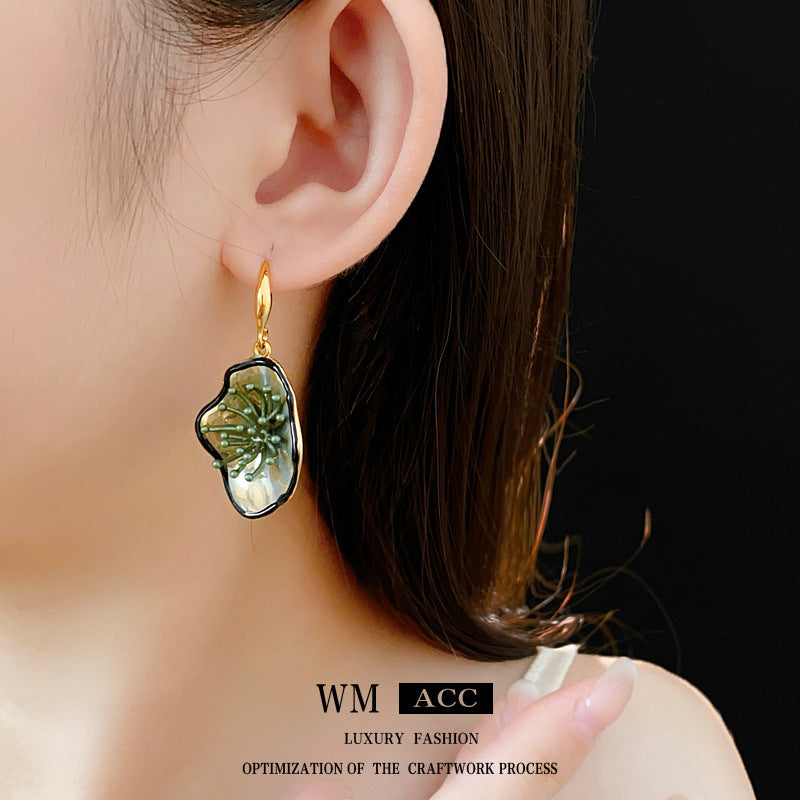 Vintage-Style Irregular Flower Geometric Earrings in Copper with Electroplating for Women