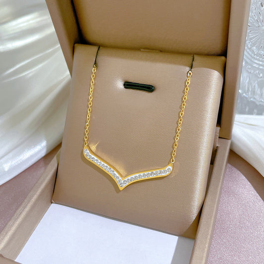 Collar de cadena minimalista de acero de titanio con diamantes de imitación en forma de V con colgante floral fresco y dulce