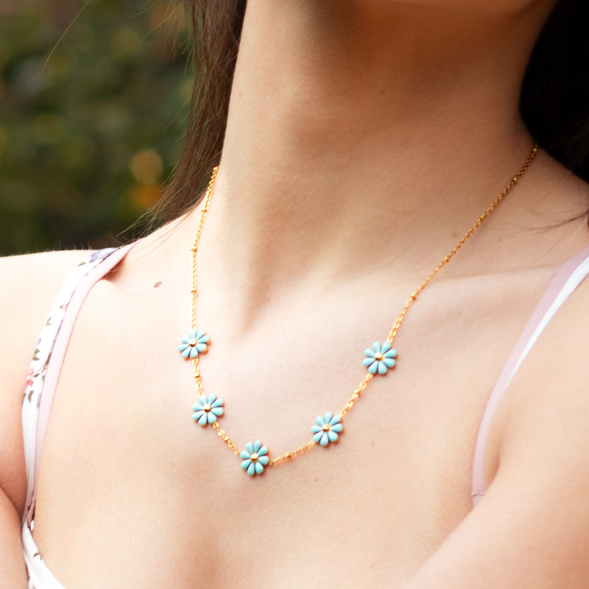 Fashion 18K Gold Plated Stainless Steel Geometric Daisy Enamel Pendant Necklace for Women