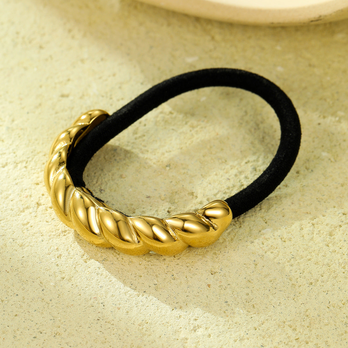 Coletero de Acero de Titanio con Diseño de Nudo Retorcido y Baño de Oro de 18 Quilates para Mujer, Accesorio Minimalista de Alta Elasticidad