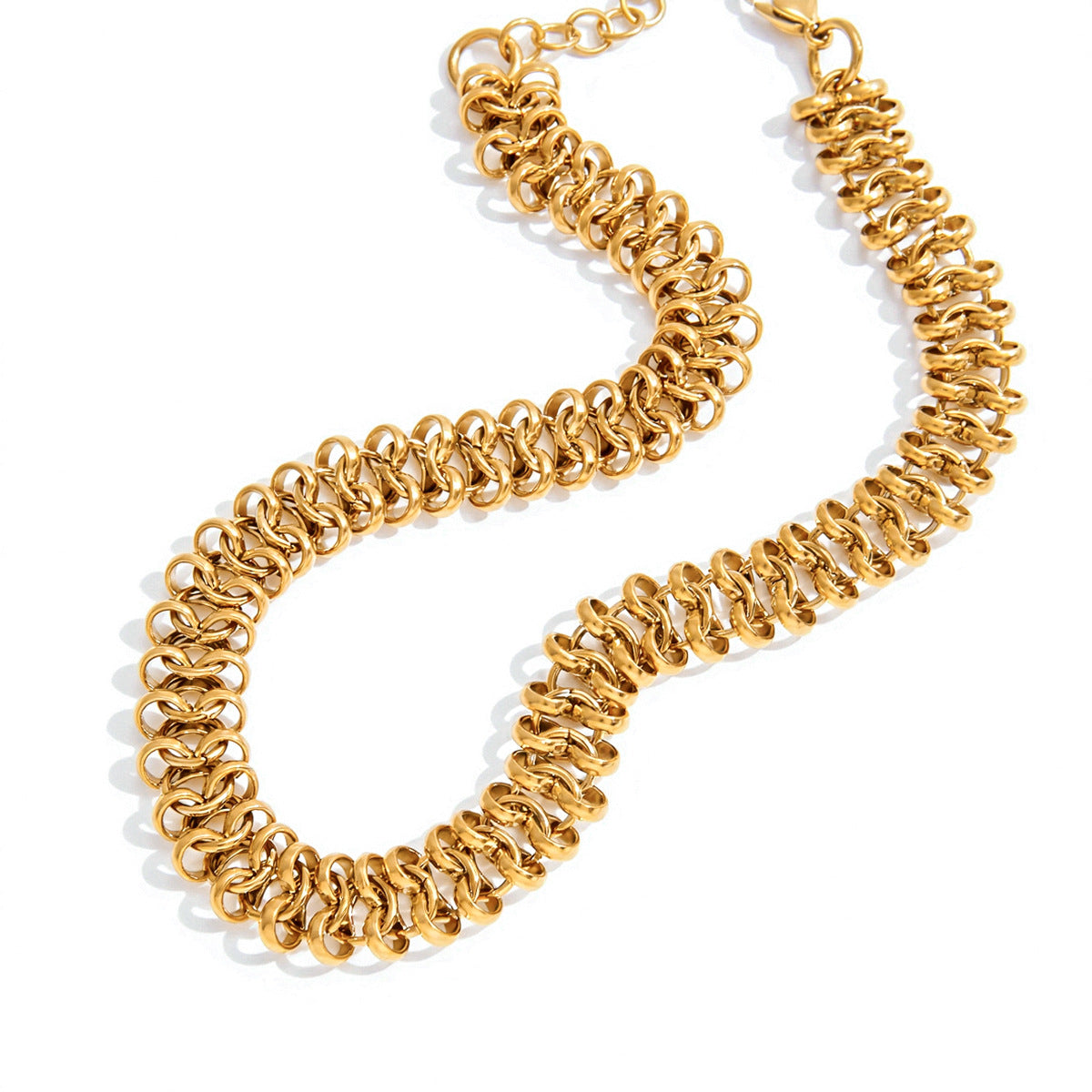 Collar cubano minimalista geométrico de acero de titanio con chapado de oro PVD de 18K para mujer