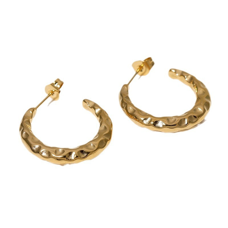 Minimalist C-Shaped Stainless Steel Earrings with 18K Gold Plating for Women — Hypoallergenic, Fade-Resistant, Elegant Everyday Jewelry