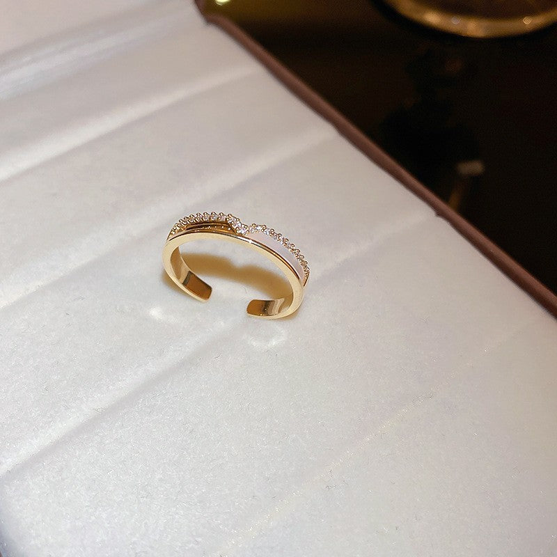 Anello regolabile da donna in zirconi quadrati con geometria in stile vintage, in rame con estetica retrò artistica