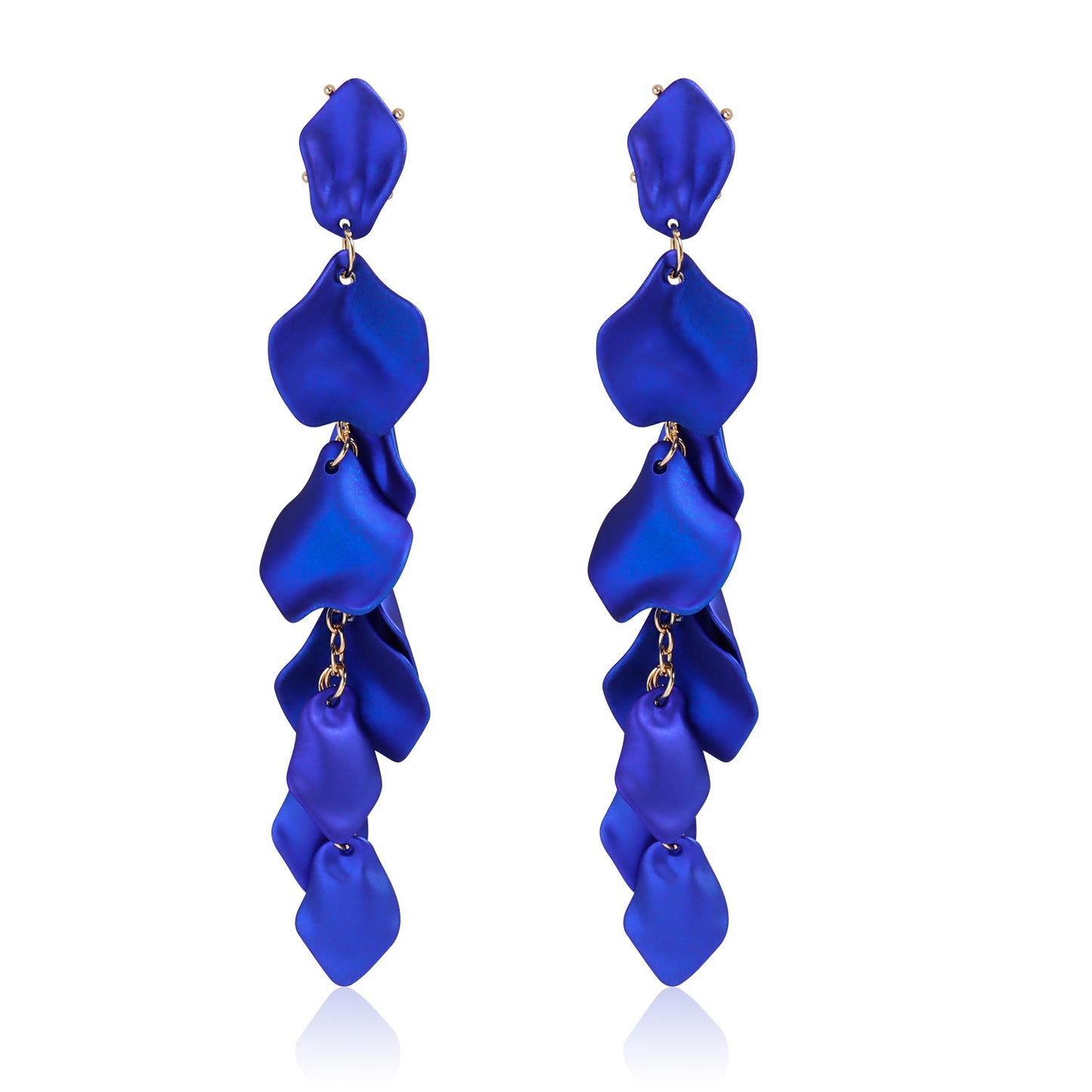 Elegant Floral-Petal Shaped Zinc Alloy Stud Earrings with Plated Finish for Women Vintage and Artistic Style