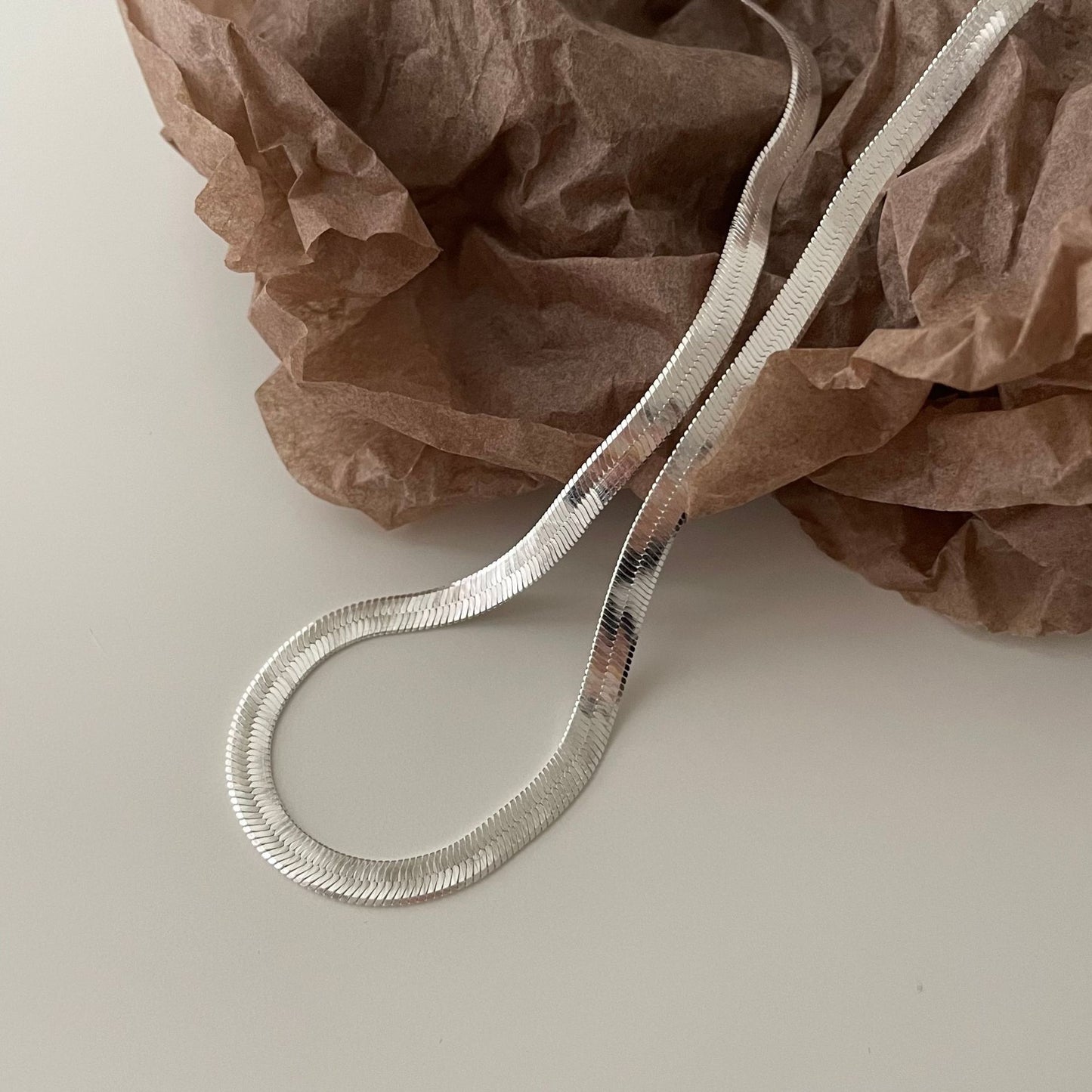 Collana a catena in stile geometrico minimalista in argento sterling 925 con design dalle linee pulite