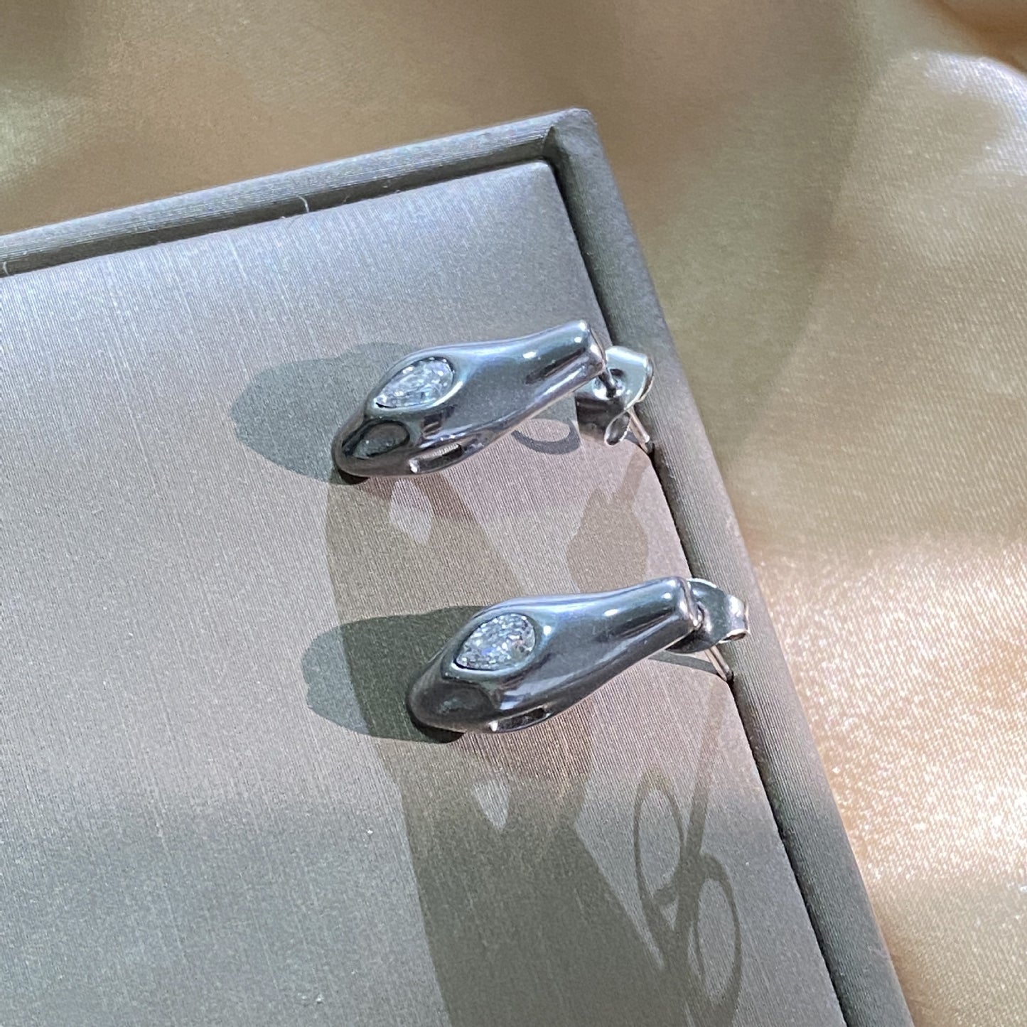 Sweet Geometric Snake Head Cubic Zirconia Plated Titanium Steel Stud Earrings
