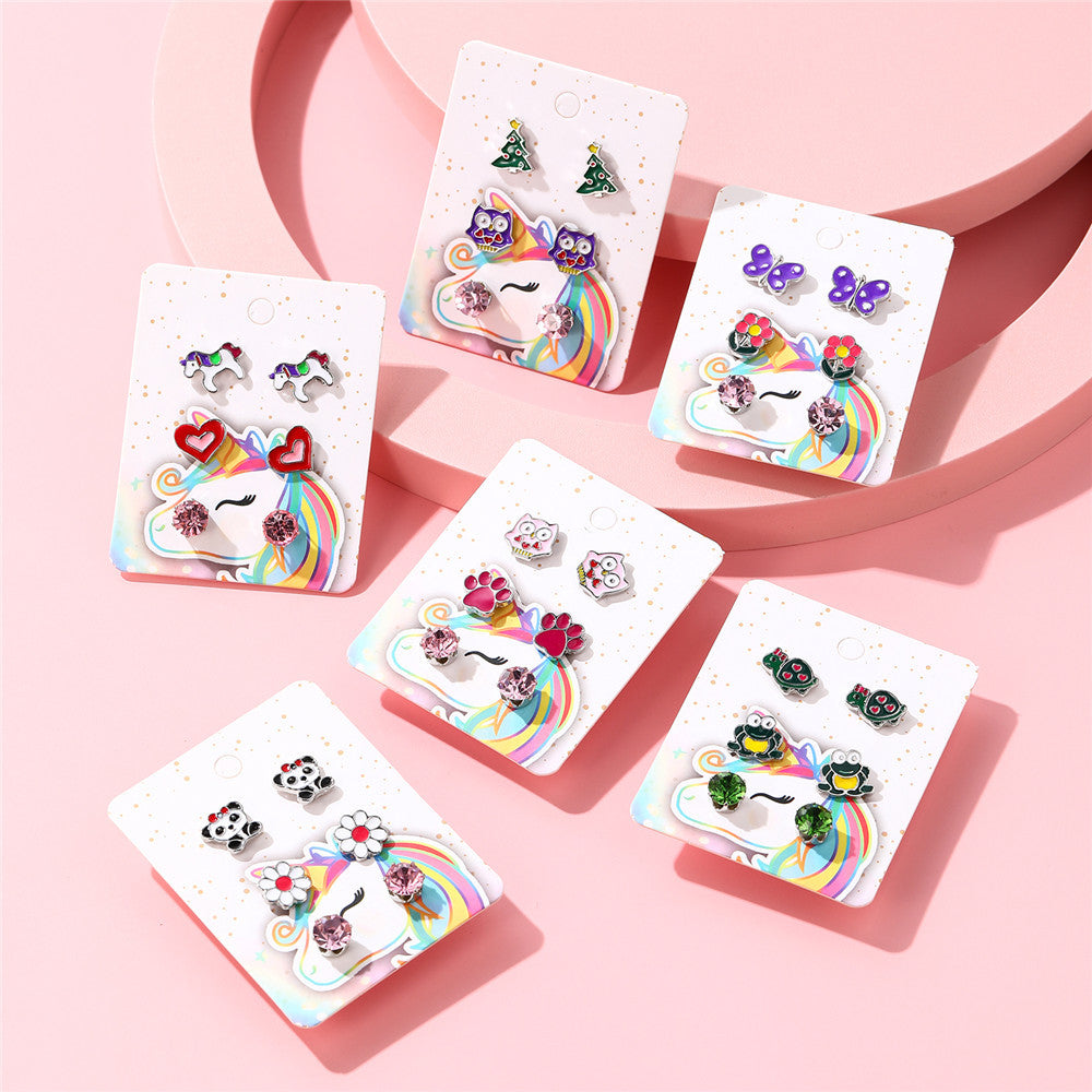 Juego de pendientes de unicornio de dibujos animados con arcoíris para niños, aleación con acabado esmaltado e incrustaciones de cristal rosa