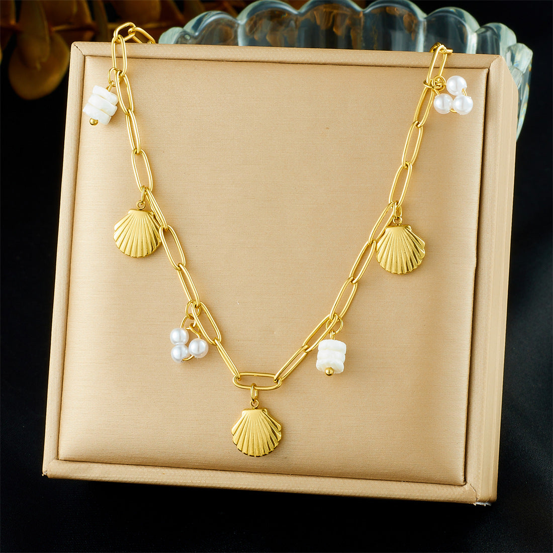 Sweet Gold Plated Heart Floral Hollow Stainless Steel Pendant Necklace Curb Chain