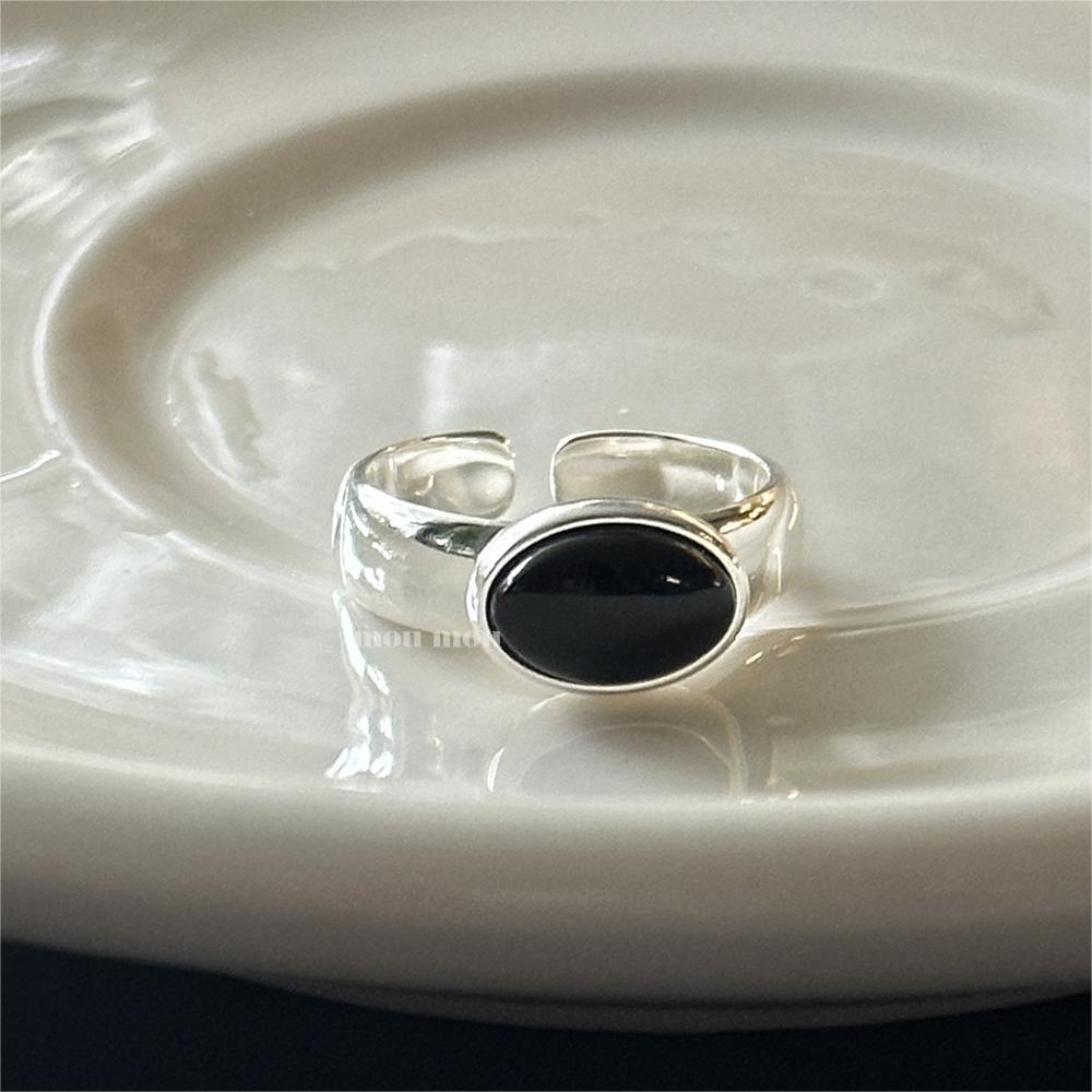 Minimalist Heart-Shaped 925 Sterling Silver Ring with Beveled Square Accent for Women