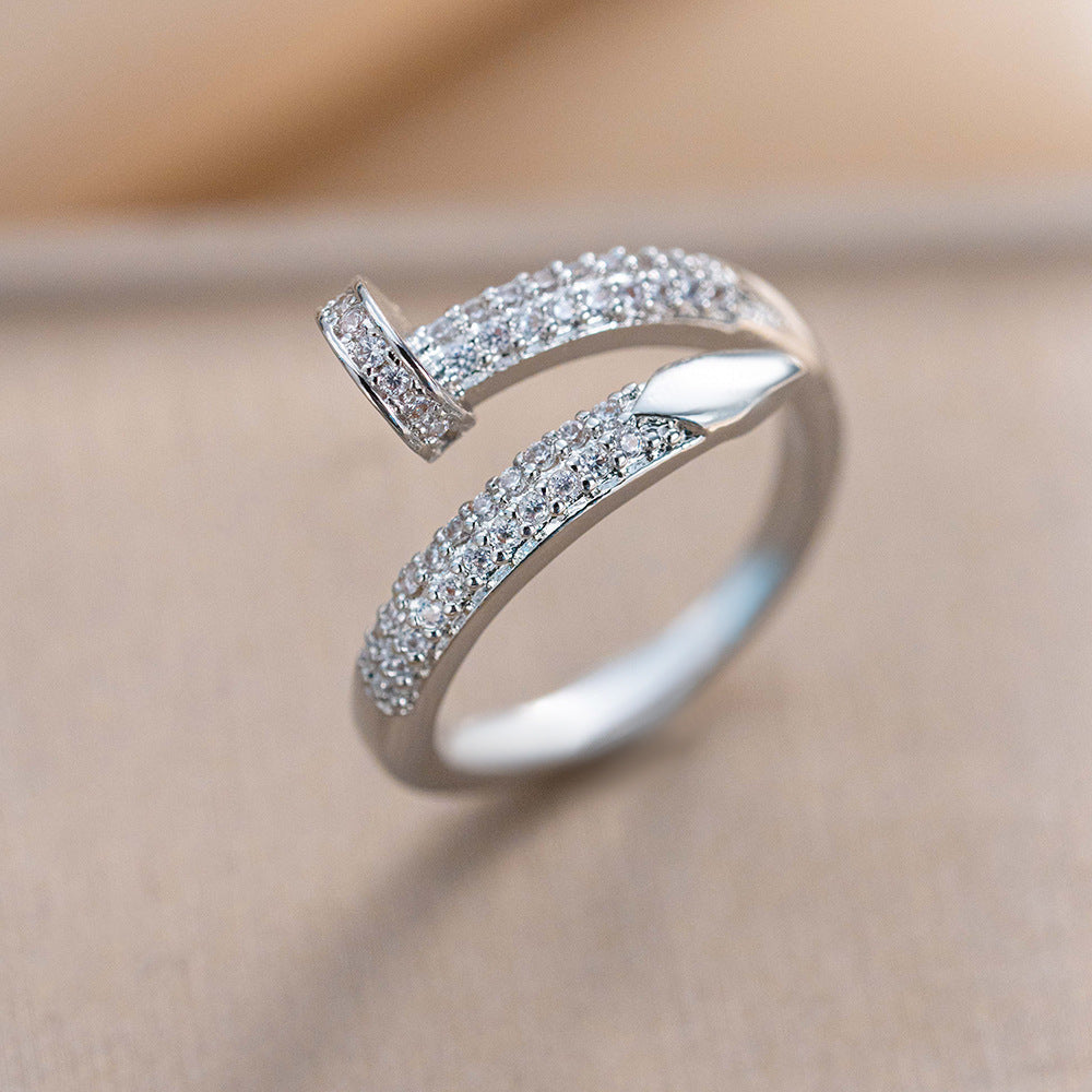 Fashionable Adjustable Open Ring for Women in Copper with 18K Gold Plating Featuring Heart Floral Geometric and Diamond-Inlaid Design
