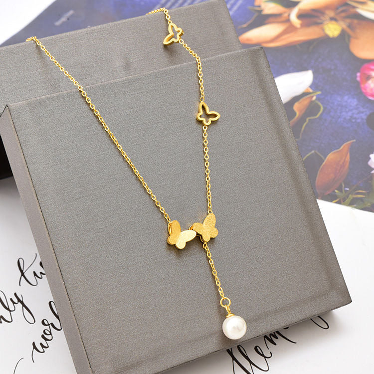Fashionable Butterfly Pendant Necklace for Women in Titanium Steel with Plated Finish, O-Chain, Lightweight Luxe Style Summer Clavicle Chain