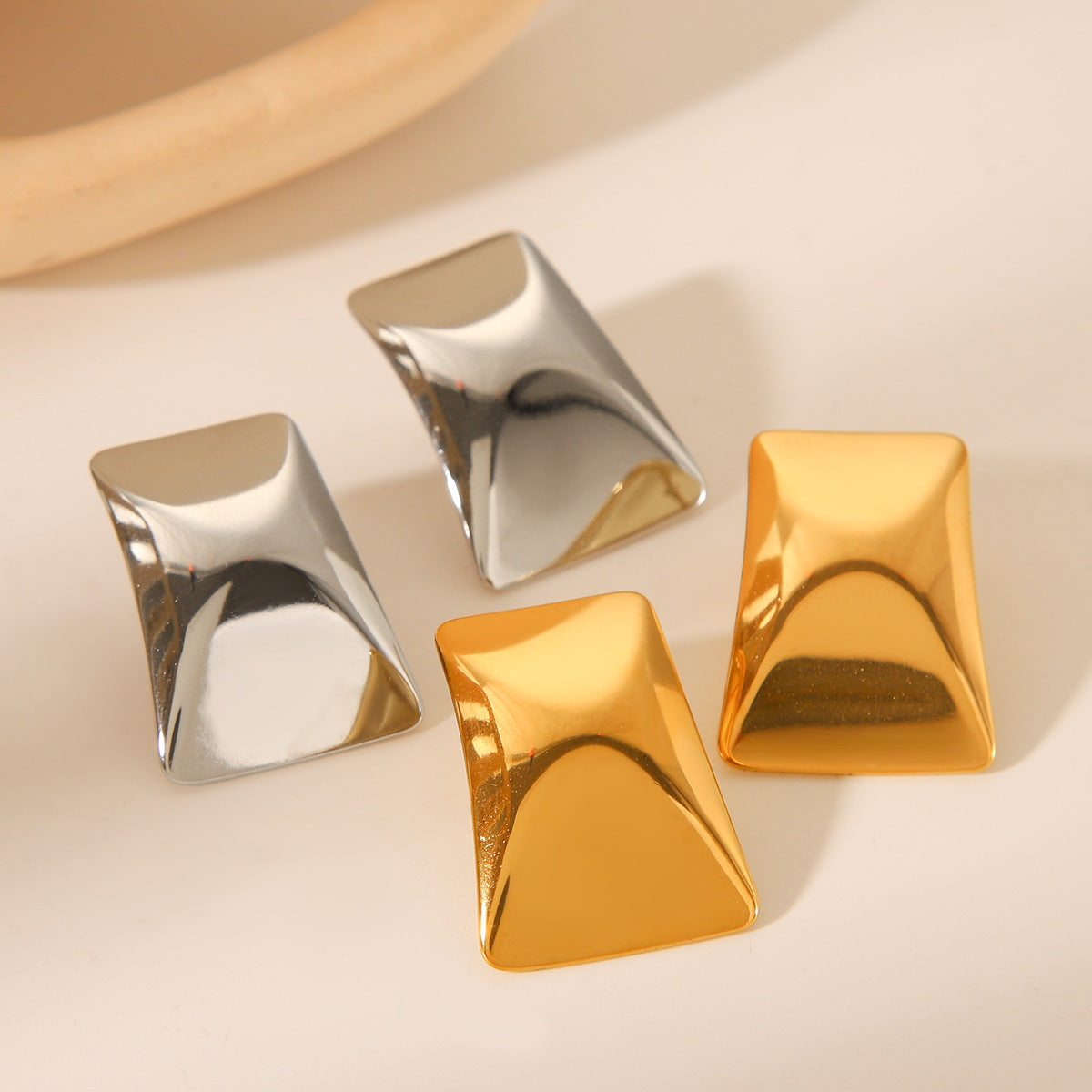 Fashionable 18K Gold Plated Stainless Steel Geometric Rectangular Stud Earrings for Women