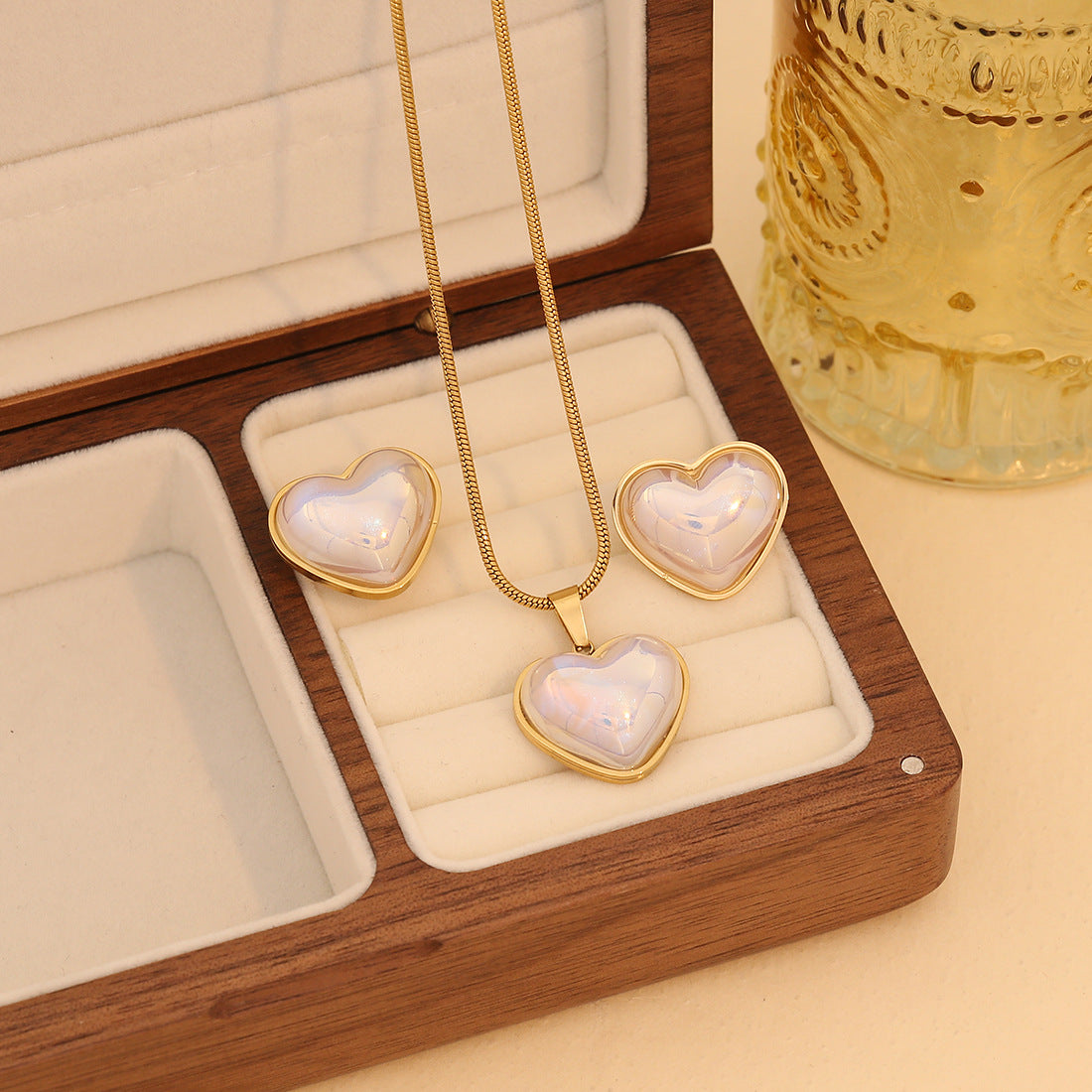 Fashionable Heart-Shaped Stainless Steel Necklace Set with Plated Finish for Women Snake Chain