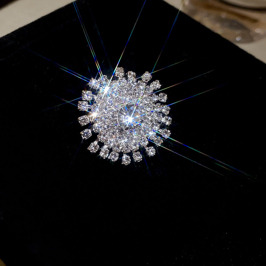 Anello da Donna Aperto Quadrato Geometrico alla Moda con Strass Intarsiato in Acciaio al Titanio, Anello da Dito Lussuoso Minimalista