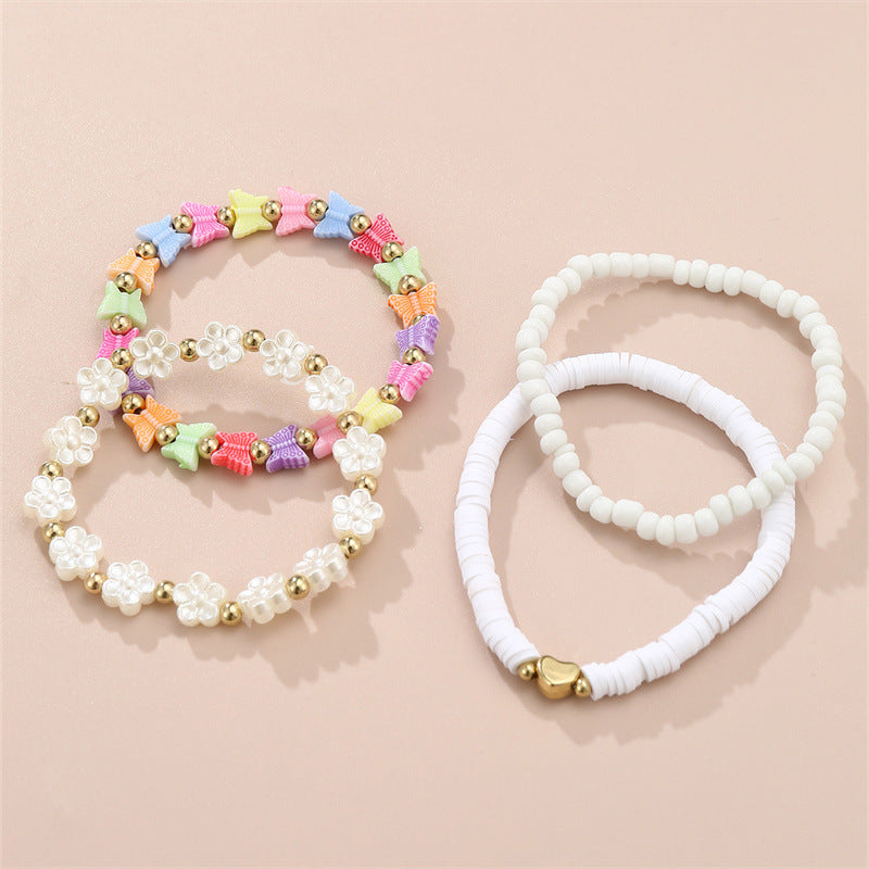 Set di braccialetti in perline fatti a mano minimalisti a forma di farfalla e cuore per bambini con perline in resina e plastica