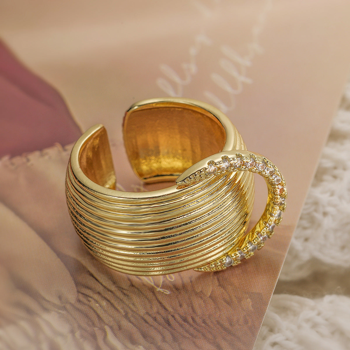 Vintage Geometric Wide Band Ring for Women in Copper with 18K Gold Plating and Zircon Inlay
