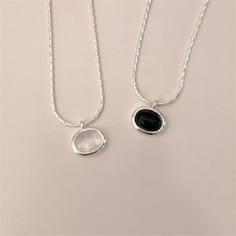 Minimalist Oval Black Onyx Necklace in 925 Sterling Silver for Women with Rainbow Accents