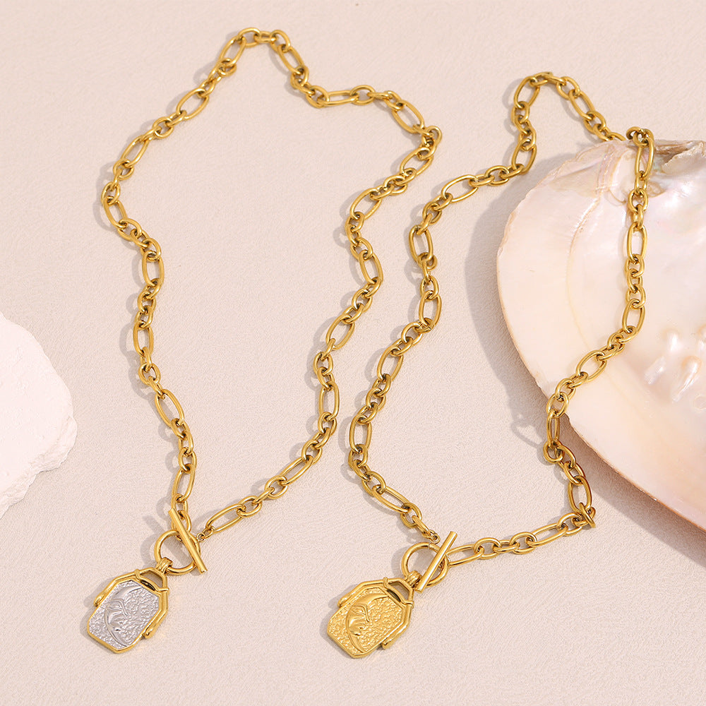 Collana con ciondolo geometrico a forma di luna minimalista da donna in acciaio inossidabile placcato oro 18 carati