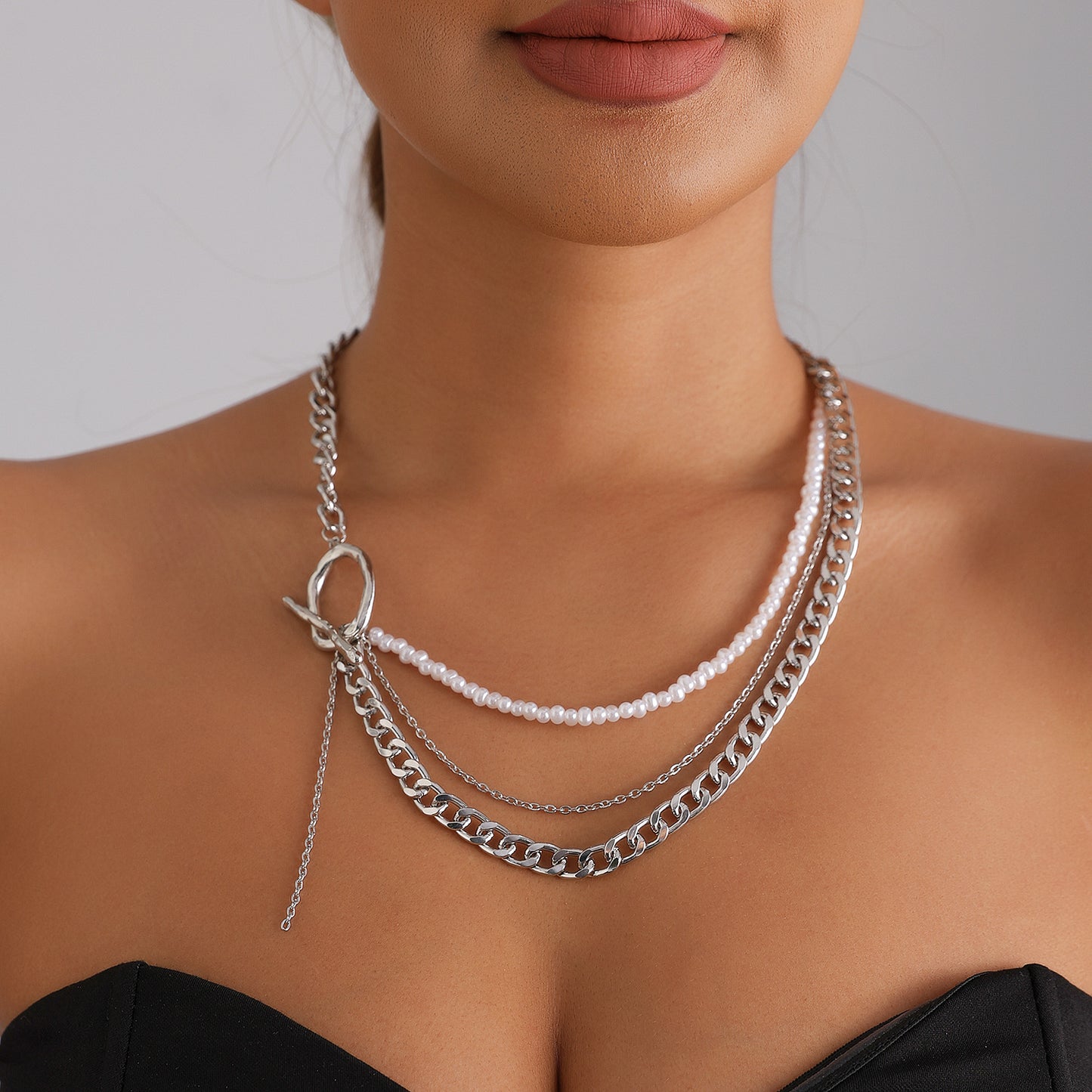 Fashion Geometric Alloy Plated Layered Necklace with Imitation Pearl Beads for Women