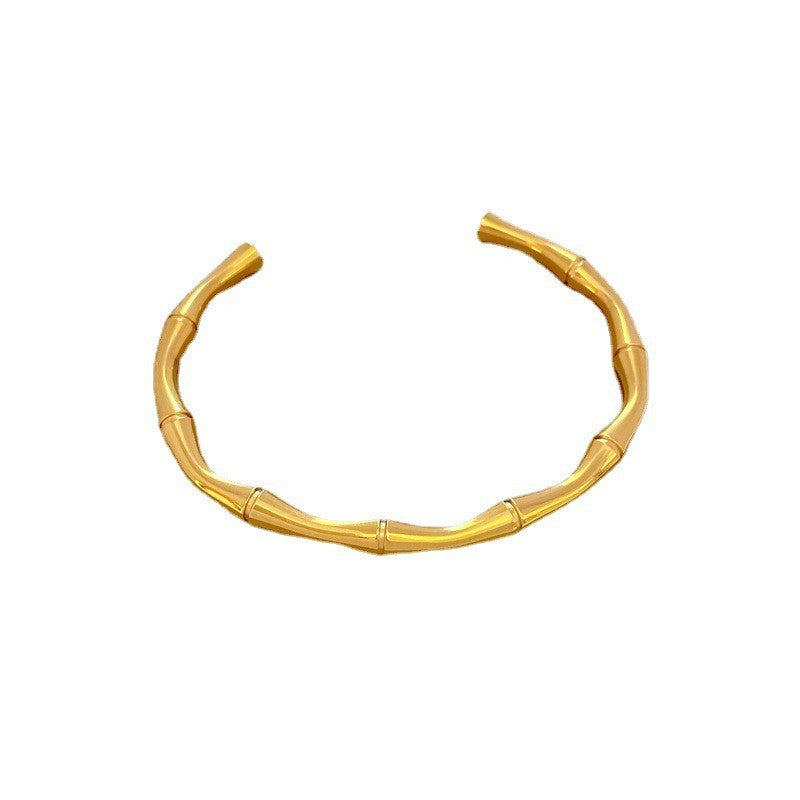 Minimalist Luxury Titanium Steel Bracelet with Mother-of-Pearl Smile Charm