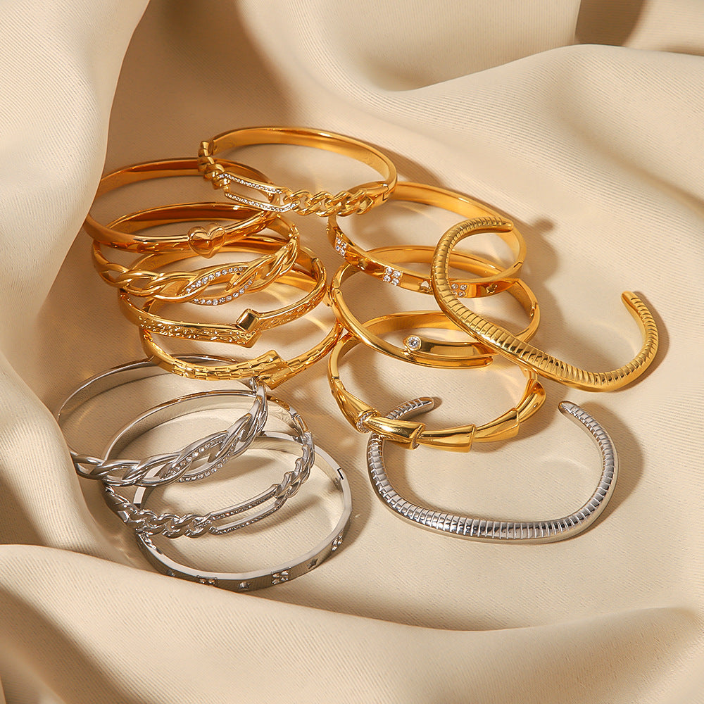 Ins Style Asymmetrical Heart Geometric Stainless Steel Bracelet with 18K Gold Plating for Women