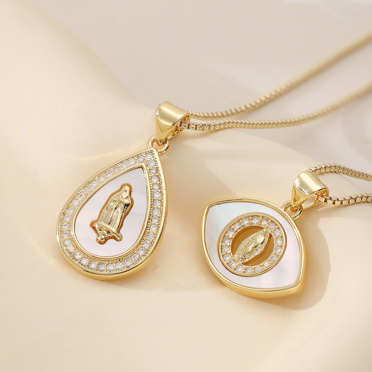 Vintage Minimalist 18K Gold Plated Brass Teardrop Virgin Mary Eye Pendant with Cubic Zirconia and White Mother of Pearl