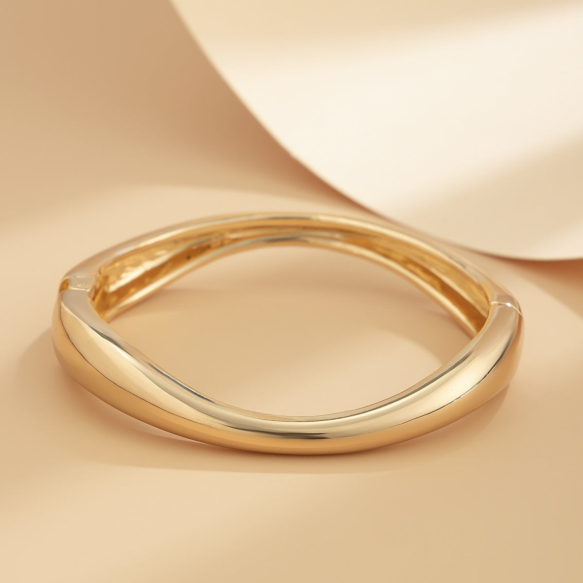 Minimalist Geometric Alloy Plated Bangle Bracelet Set Irregular Line Spring Cuff