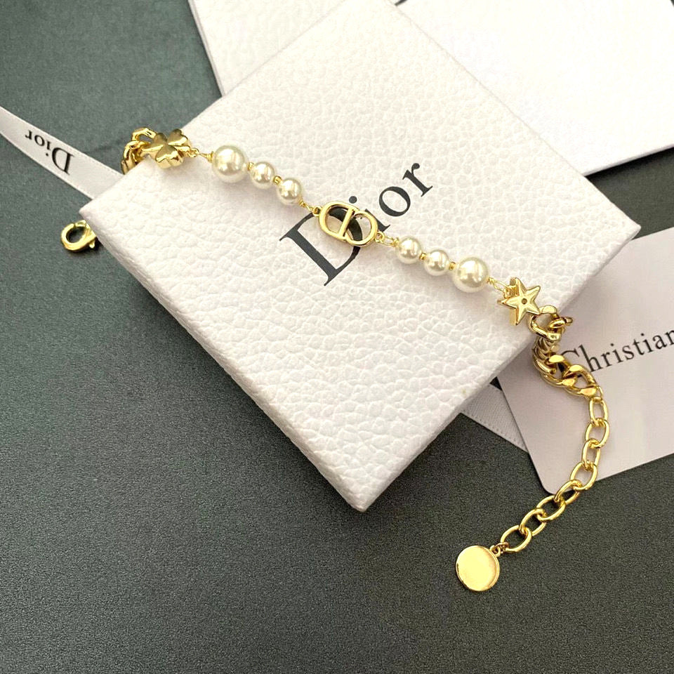 Sweet Minimalist Titanium Steel Bracelet with Gold Plated CD Star and Leaf Charms for Women
