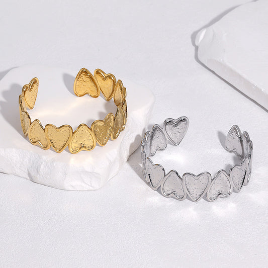 Minimalist Sweet Heart Shaped Gold Plated Stainless Steel Bracelet