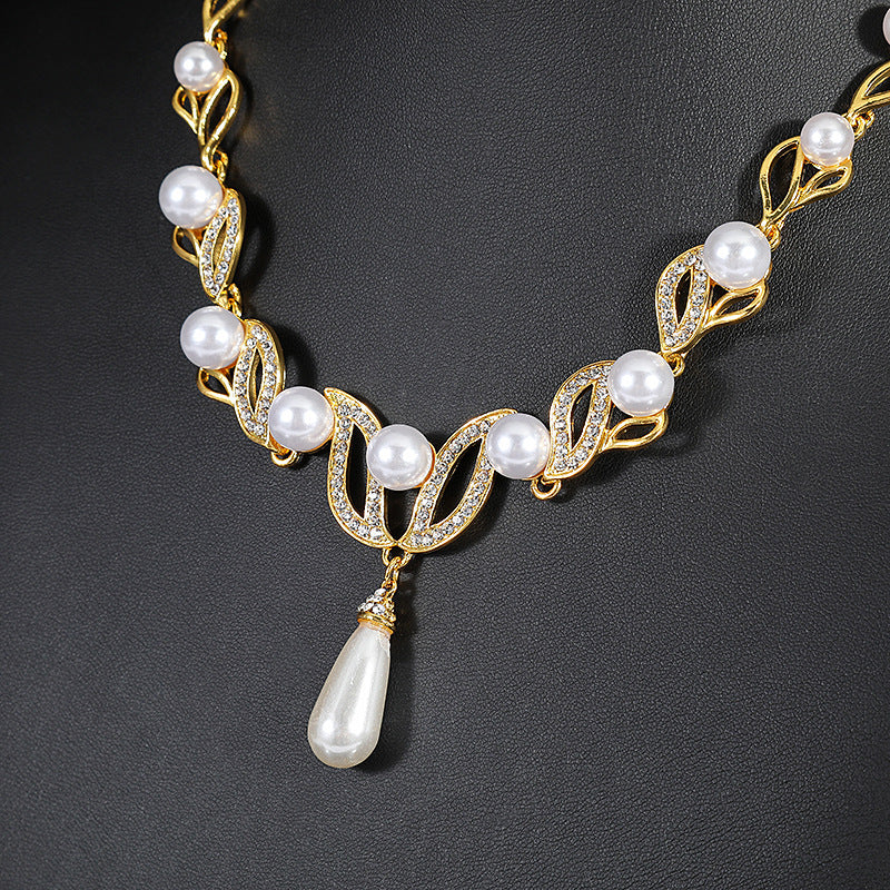 Chic Sweet Alloy Necklace and Earrings Set with Teardrop Pearl Pendant, Plated Finish, Leaf and Water Droplet Pattern, Natural Wave-Inspired Design for Women
