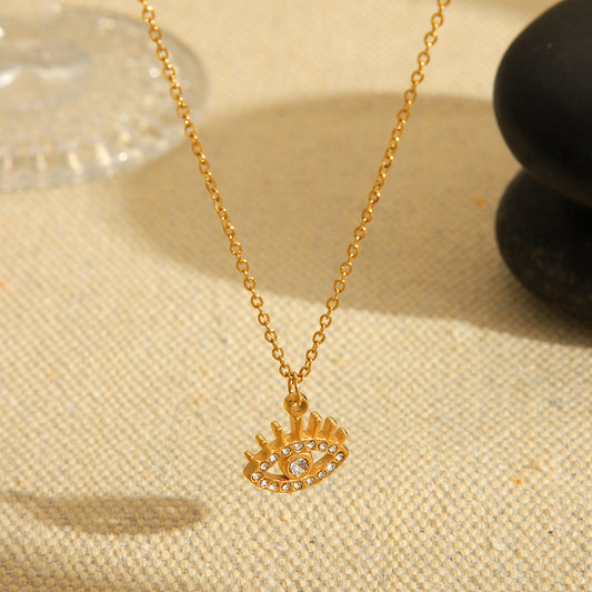 Collana con Pendente Occhio Turco in Acciaio Inossidabile Placcato Oro 18K Stile Geometrico Ins con Intarsio di Strass da Donna
