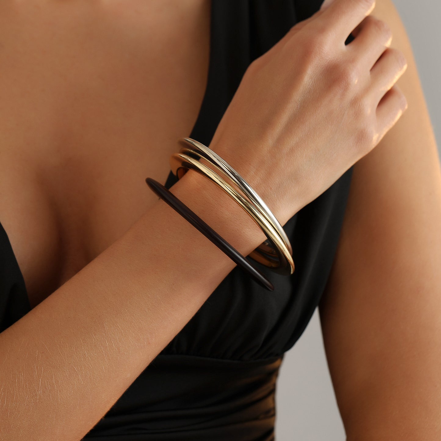Vintage Streetwear Geometric Iron Plated Snake Chain Multi-Layer Bracelet for Unisex