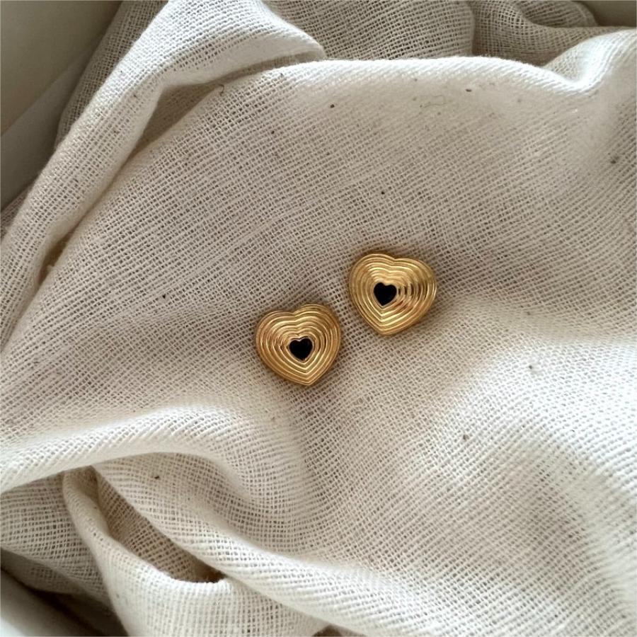Pendientes de Plata de Ley 925 en Forma de Corazón Minimalista con Incrustaciones de Circones y Acabado Bañado