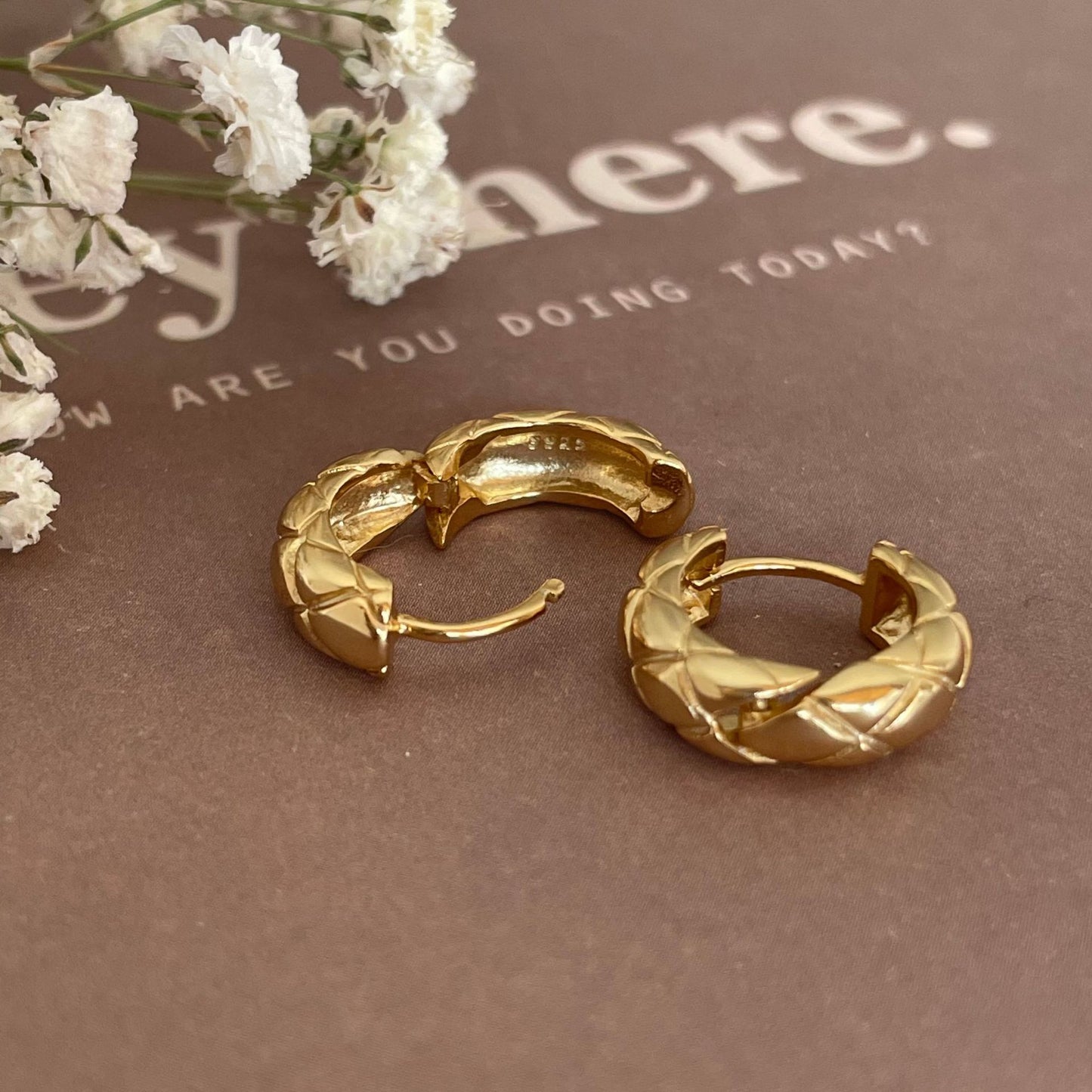 Minimalist Geometric Line Pattern 925 Sterling Silver Letter-Style Stud Earrings for Women