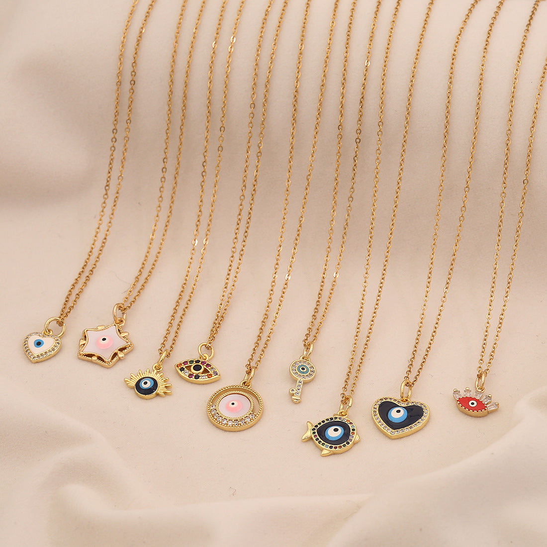 Collana con Ciondolo Cuore Occhio Smaltato Personalizzato in Acciaio Inossidabile con Catena a O da Donna