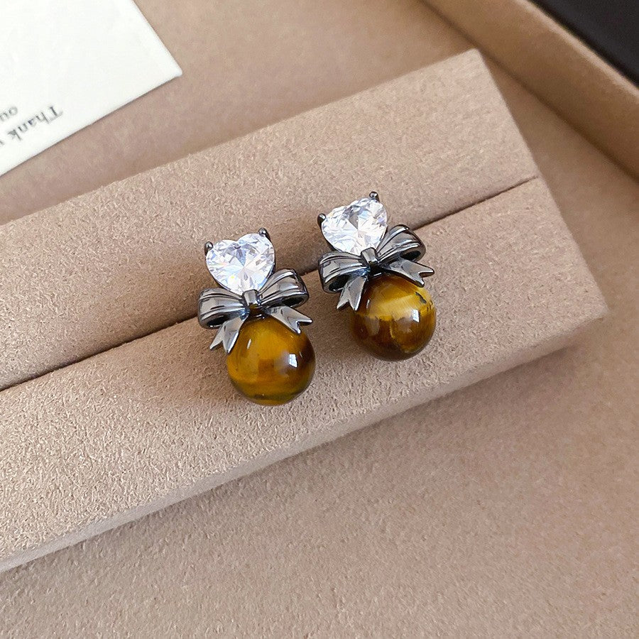 Pendientes de tuerca ovalados de ojo de tigre estilo Maillard vintage con postes de plata 925 bañados en oro de 18 quilates