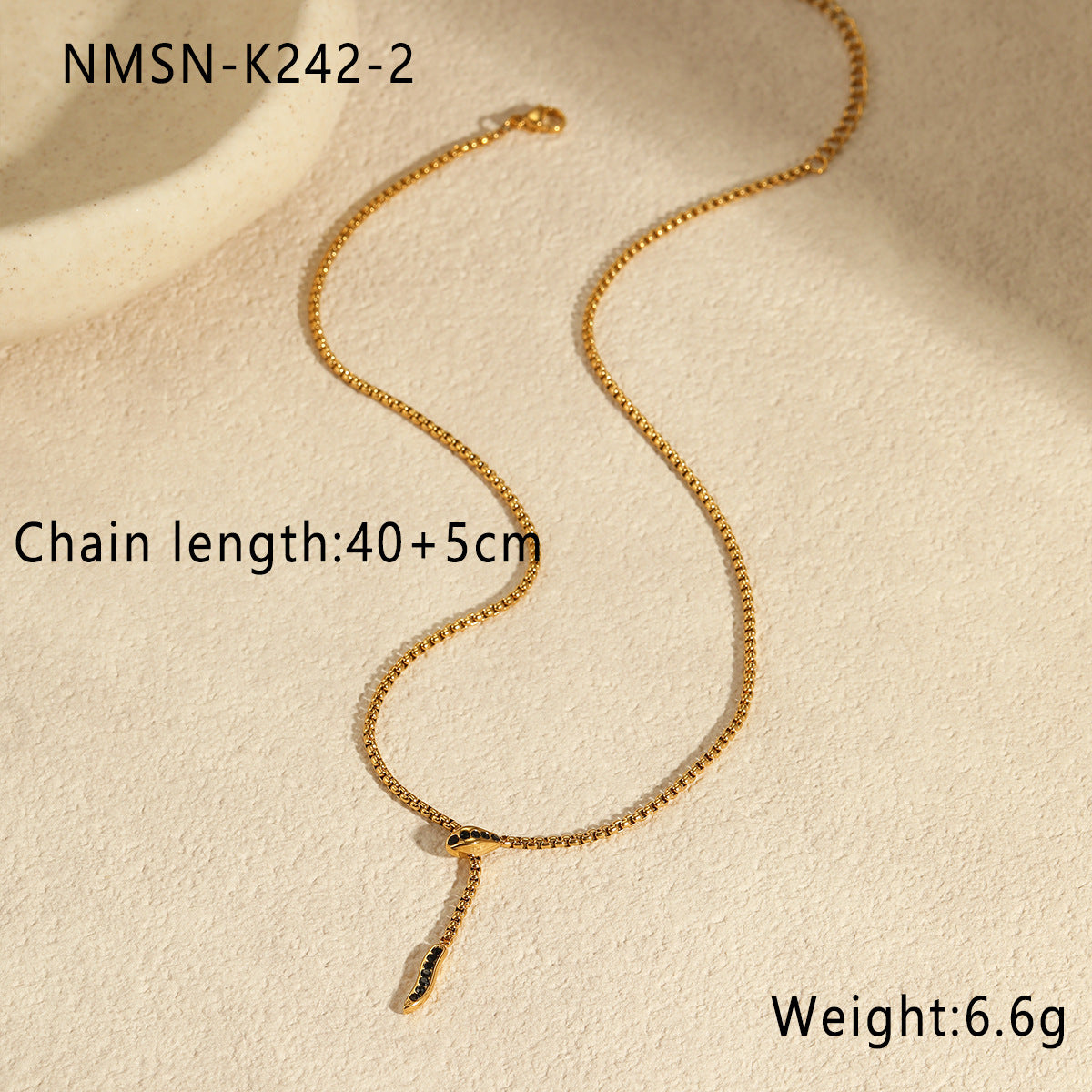 Collana da donna alla moda a forma di serpente in acciaio inossidabile con intarsi in zircone, finitura placcata, catena clavicola minimalista