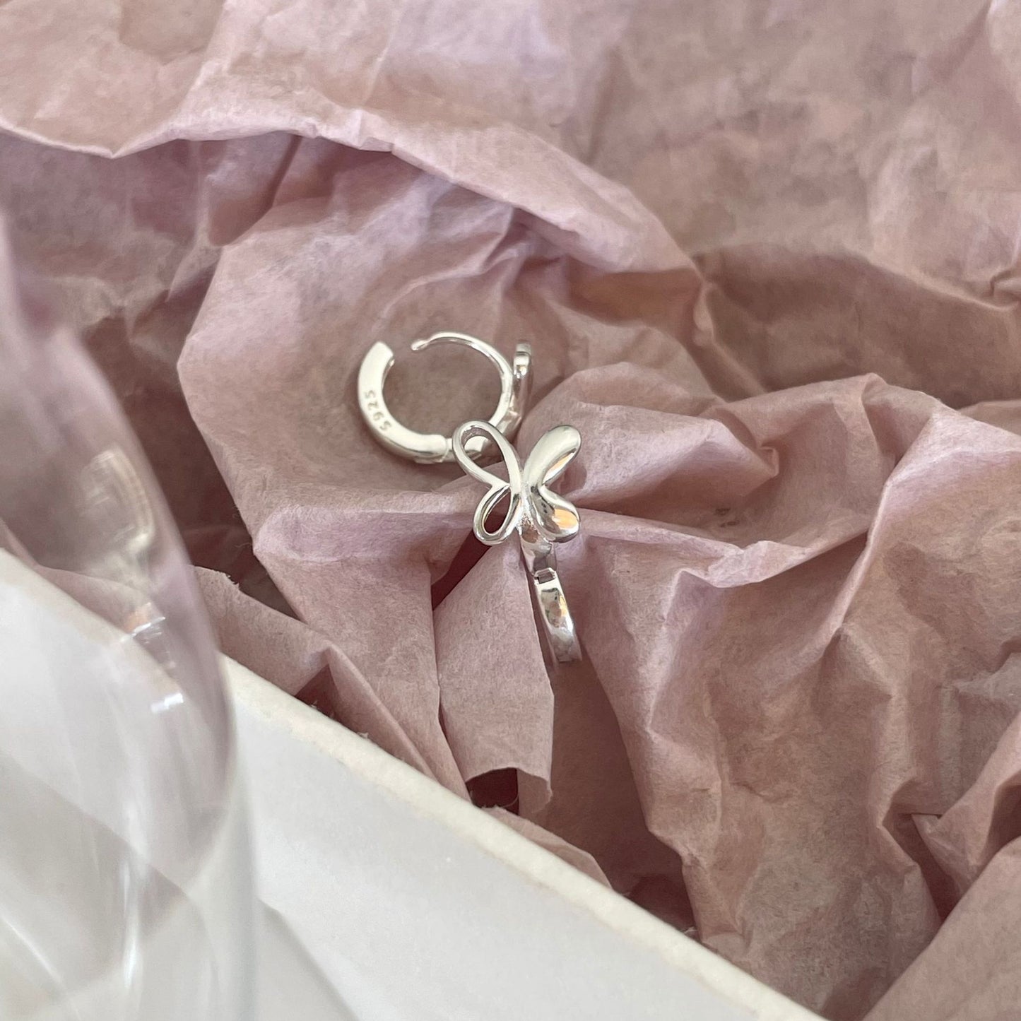 Minimalist Sweet 925 Sterling Silver Butterfly Teardrop Earrings with Pearl Inlay for Women