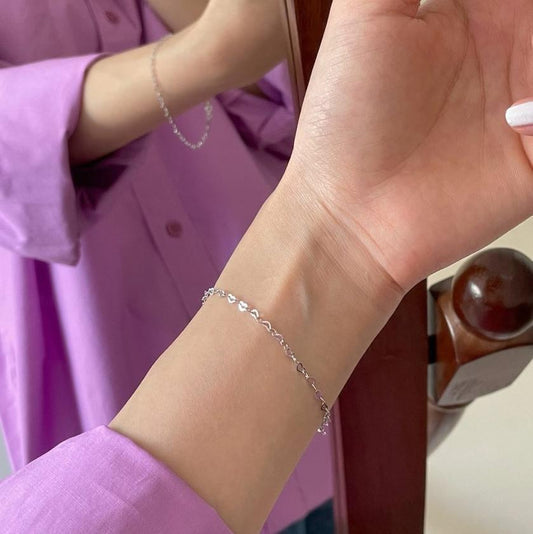 Bracciale Minimalista a Cuore in Argento Sterling S925 Intrecciato con Design Geometrico a Linea Sottile