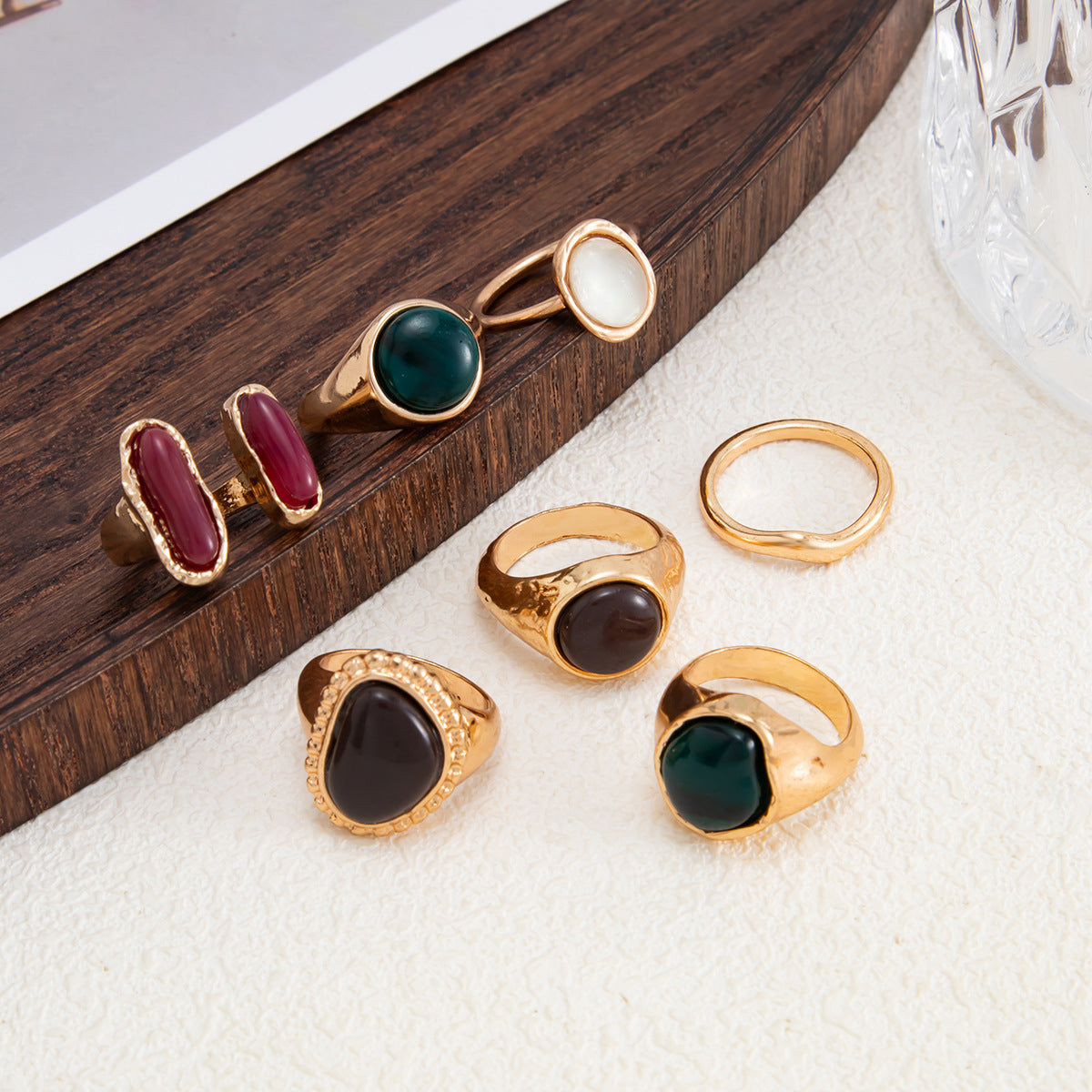 Vintage Luxury Oval Geometric Gemstone Plated Zinc Alloy Open Ring for Women