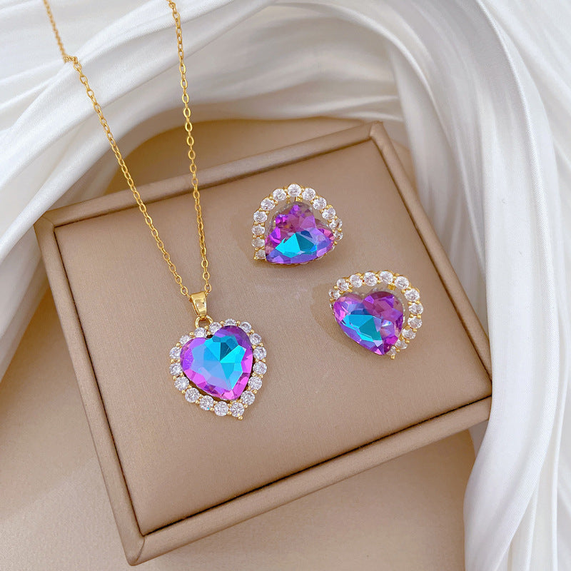 Cartoon Style Heart-Shaped Plated Copper Necklace Set with Ear Studs for Women and Men, Dainty Clavicle Chain Featuring Full Rhinestone Inlay and Fresh Sweet Aesthetic