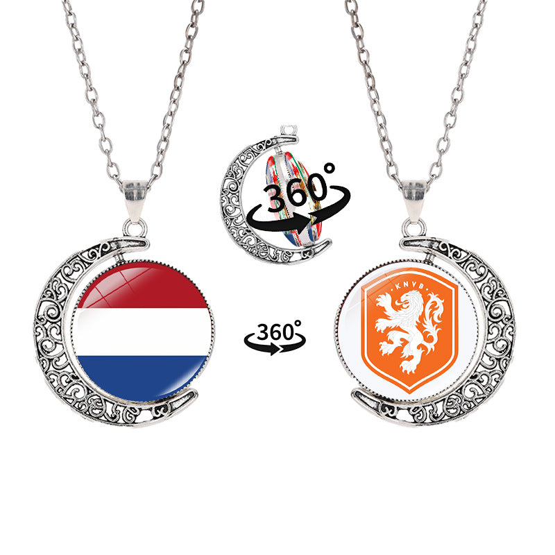 Collana a pendente a mezzaluna geometrica sportiva in lega con finitura galvanizzata per abbigliamento casual unisex