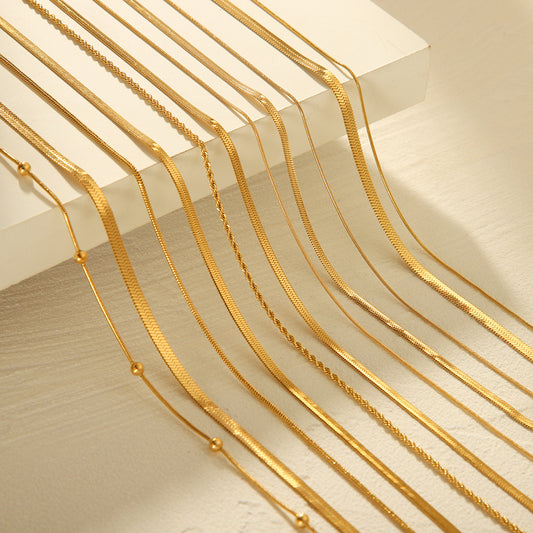 Collana da donna a più strati in acciaio al titanio geometrica minimalista con finitura placcata, catena a serpente e design lineare