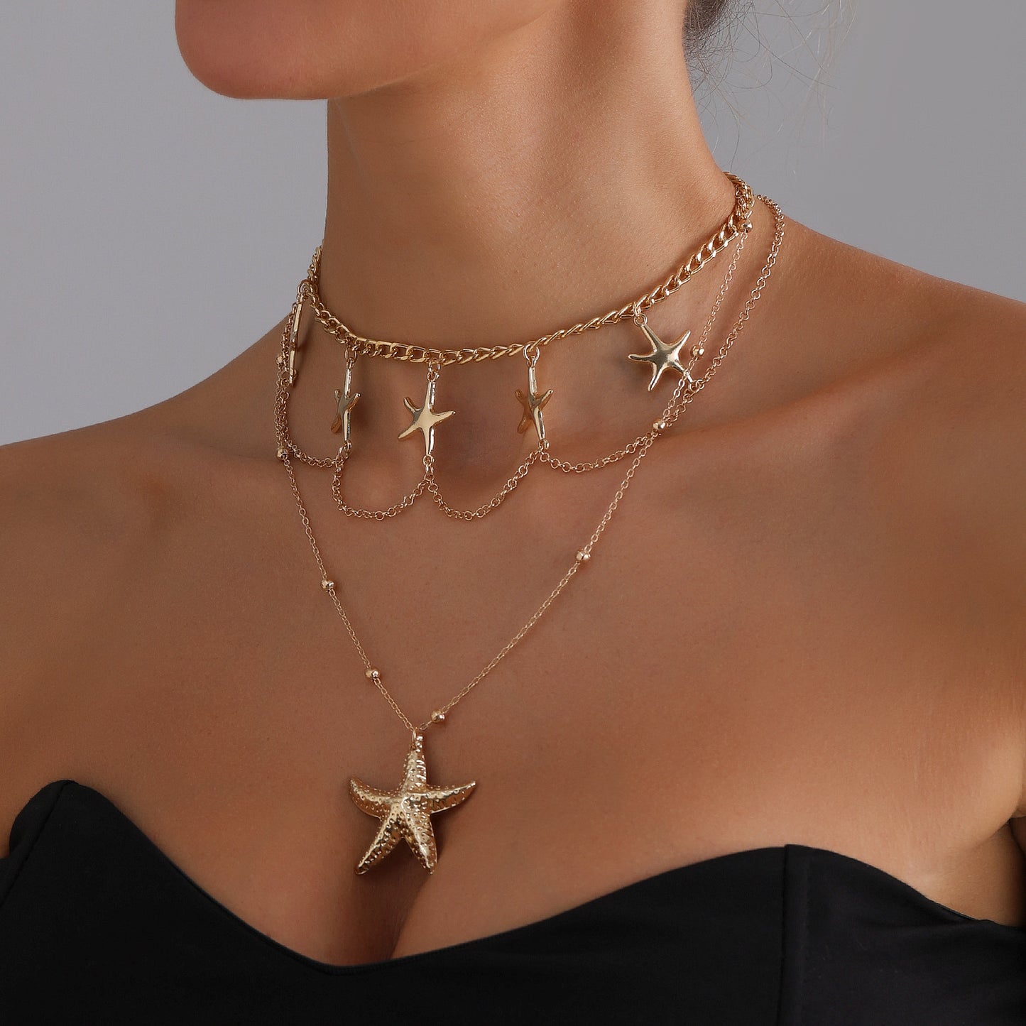 Retro Chic Starfish Pendant Necklace in Alloy with Plating Finish for Women, Multi-Layer Clavicle Chain with Geometric Design