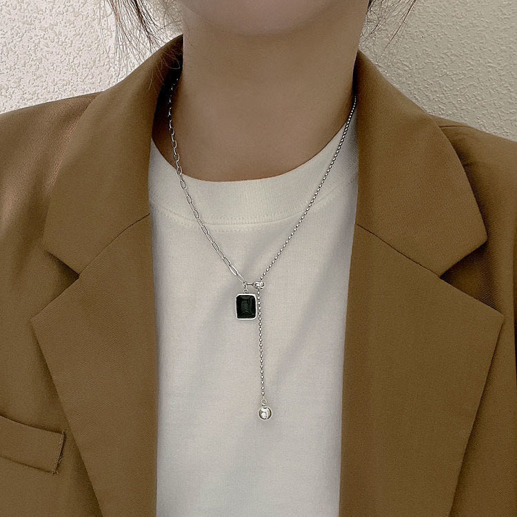 Collana a catenina in acciaio al titanio geometrica minimalista da donna con finitura placcata