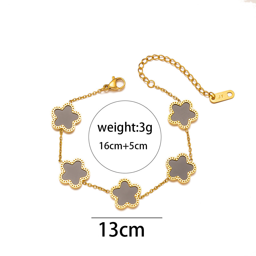 Elegante pulsera de acero inoxidable con flor de cinco pétalos y chapado en oro de 18 quilates para mujer, accesorio de lujo con diseño floral minimalista