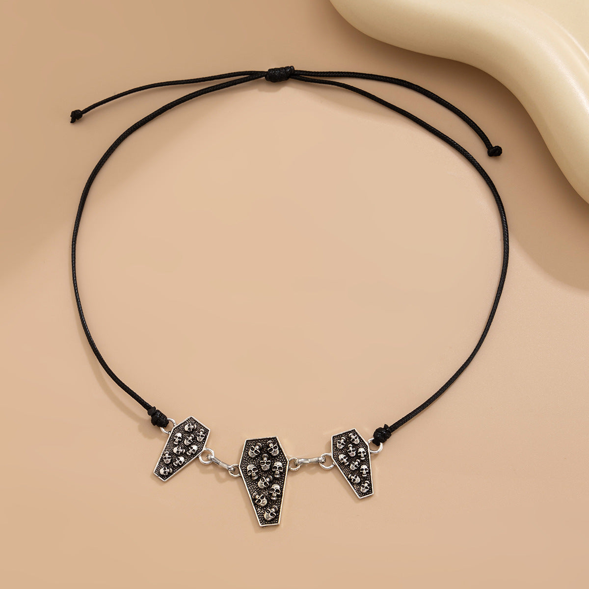 Hip-hop Geometric Alloy Plated Skull Coffin Pendant Necklace for Women