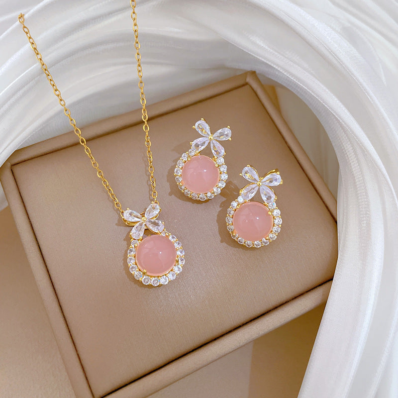 Sweet Elegant Geometric Brass Pendant Titanium Steel Plated Jewelry Set for Women