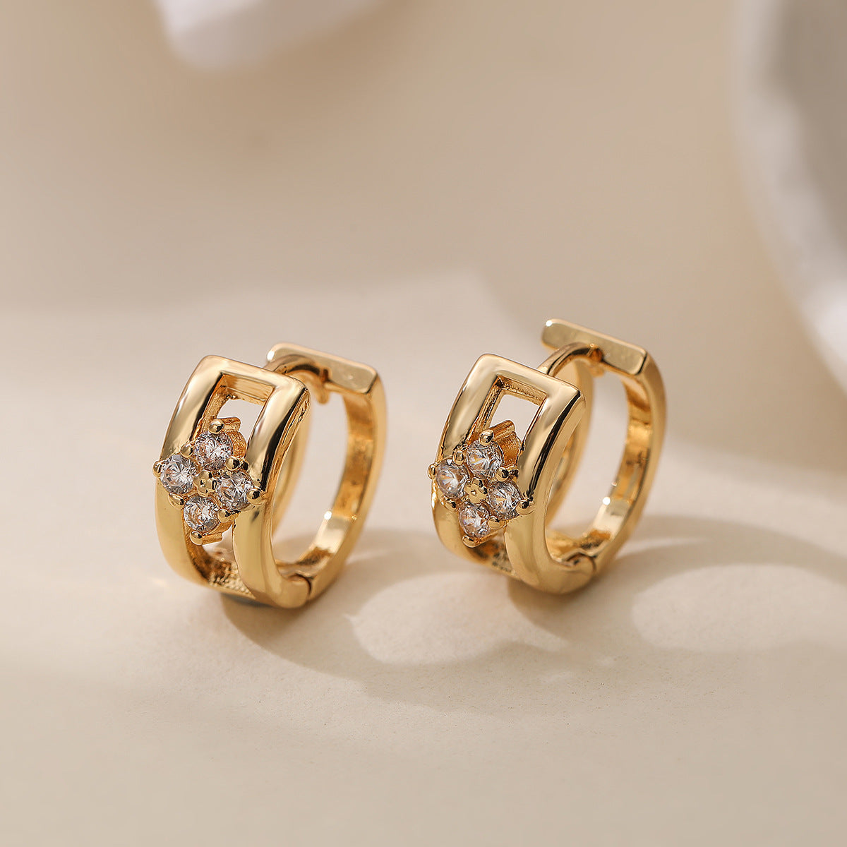 Vintage Geometric Copper Hoop Earrings with 18K Gold Plating and Micro-Paved Zirconia for Women